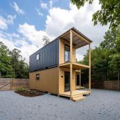 Nowoczesny Domek z Kontenerów – Styl Skandynawski & Design - przód